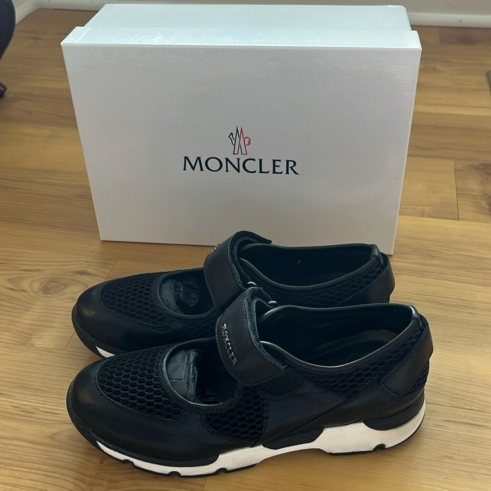 Moncler Velcro sneaker. Size 38. Worn twice.